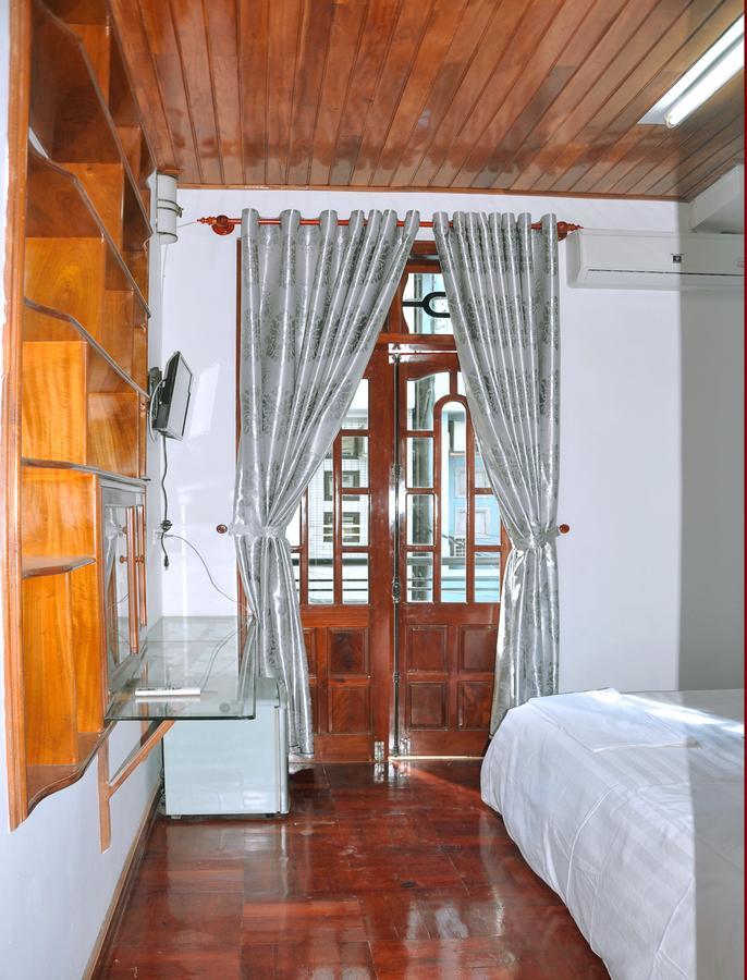 Ngoc Tung Mini Hotel Hue Zewnętrze zdjęcie