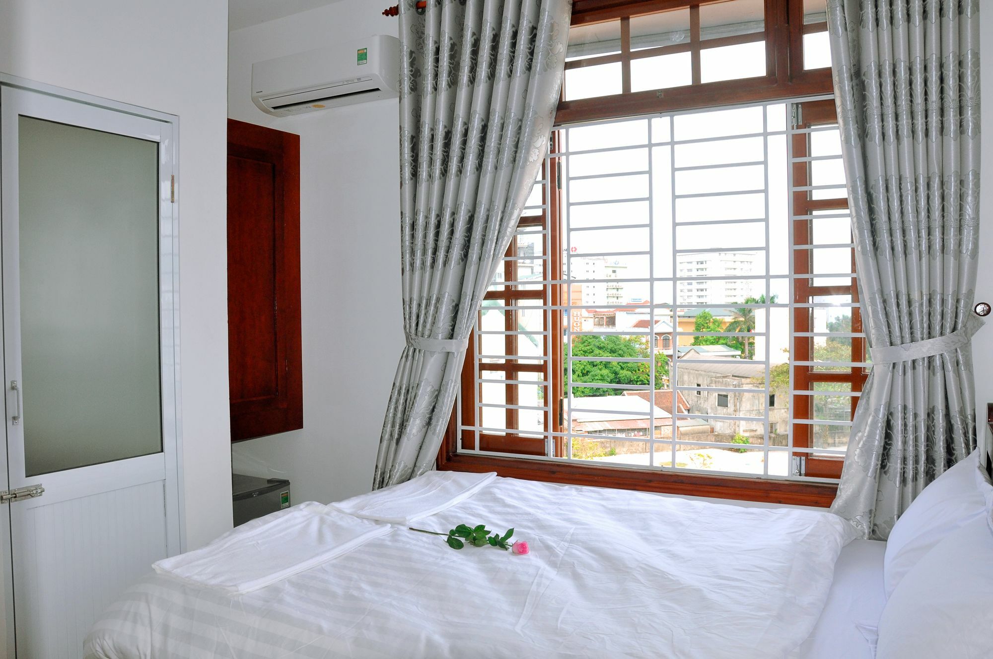 Ngoc Tung Mini Hotel Hue Zewnętrze zdjęcie